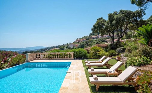 Villa a Nartelle-Noyer-Bellevue-bd dei Sardinaux, Sainte-Maxime, Francia 1