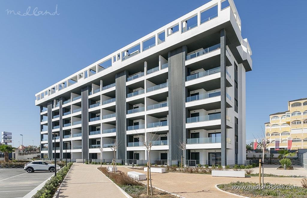 Apartment in Torrevieja, Valencian Community, Spain 2 - 12494163