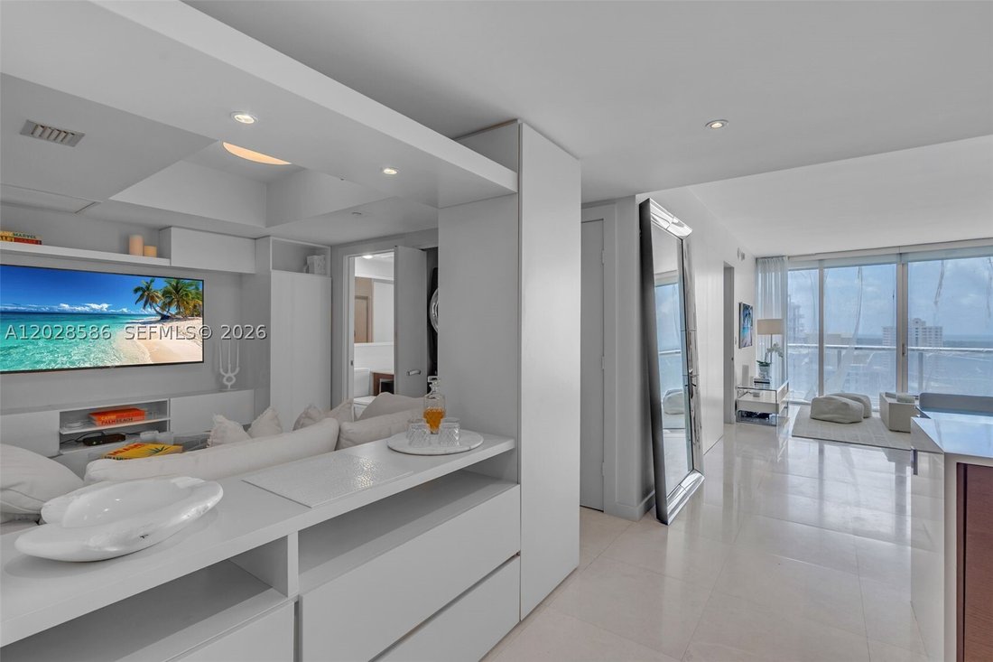 Condo in Miami, Florida, United States 1 - 18061183