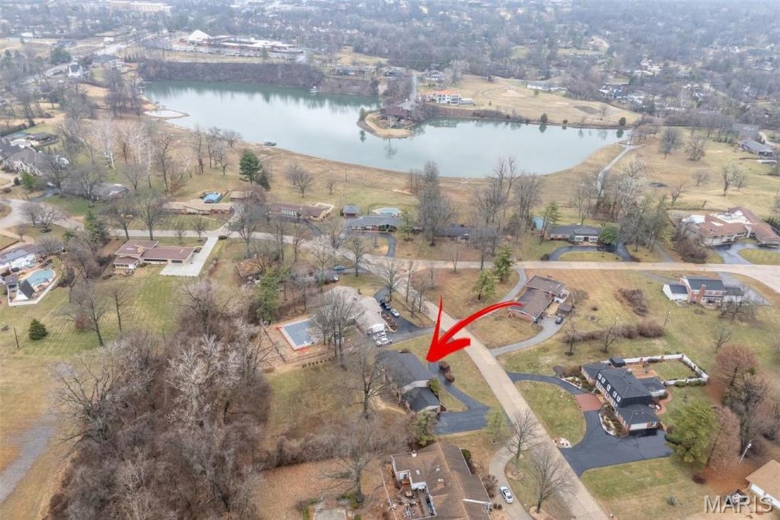 House in Creve Coeur, Missouri, United States 1 - 18304292