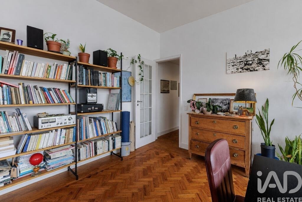 Apartment in Alvalade, Lisbon, Portugal 3 - 18305201
