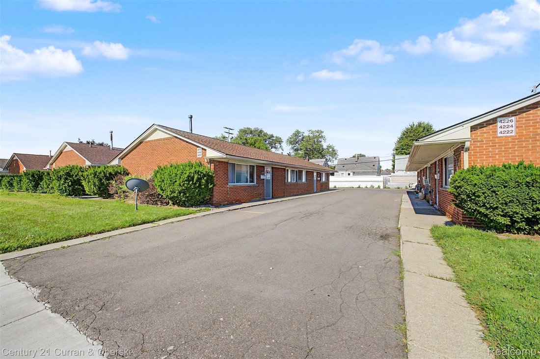 House in Lincoln Park, Michigan, United States 2 - 18304333