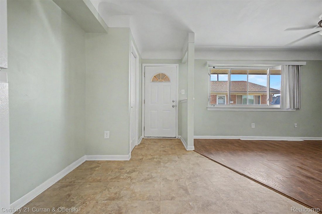 House in Lincoln Park, Michigan, United States 3 - 18304333