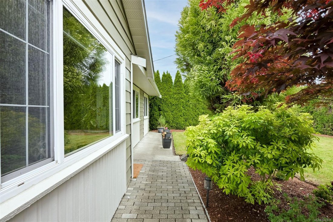 House in Saanichton, British Columbia, Canada 4 - 18304364