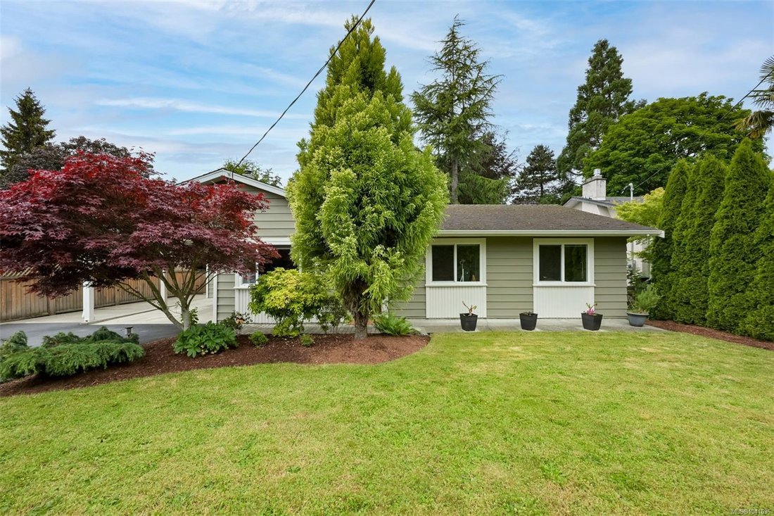House in Saanichton, British Columbia, Canada 1 - 18304364