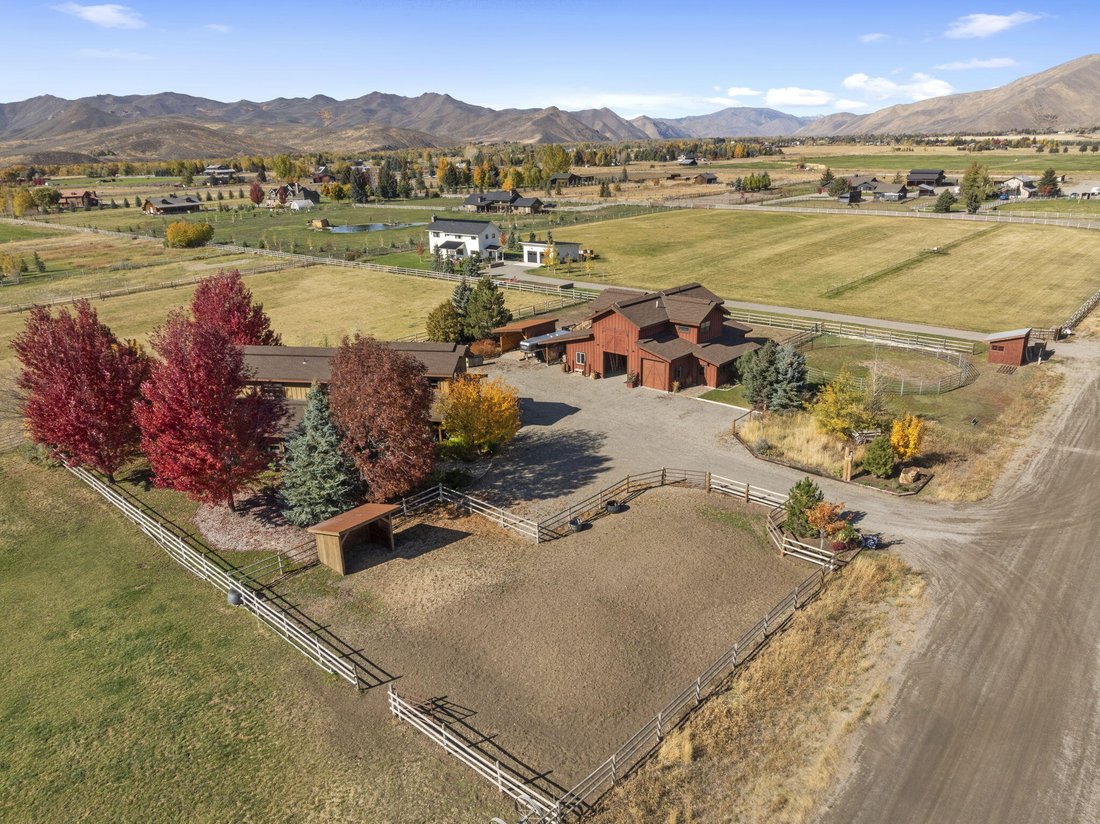 House in Bellevue, Idaho, United States 4 - 18304542