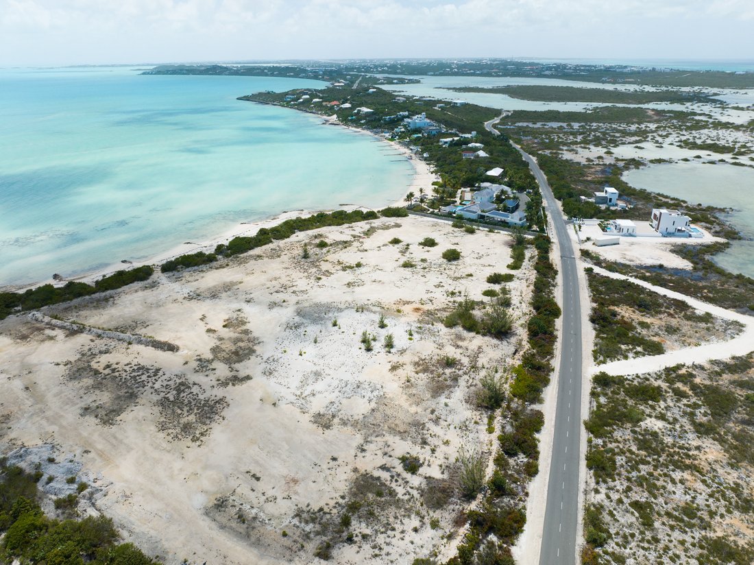 Land in Venetian Road Settlement, Caicos Islands, Turks and Caicos Islands 4 - 18304548