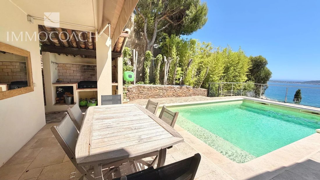 House in Hyeres, Provence-Alpes-Côte d'Azur, France 1 - 18304377