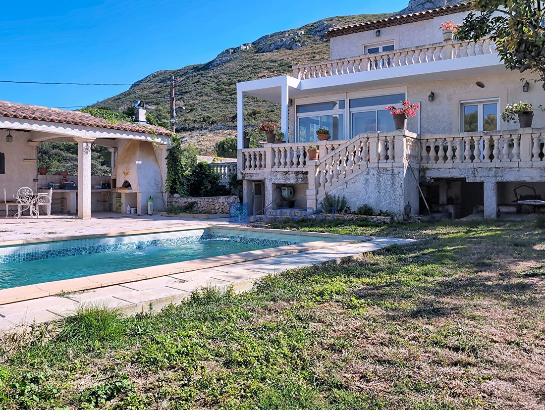 Villa in La Barasse, Marseille, Provence-Alpes-Côte d'Azur 2 - 17405837