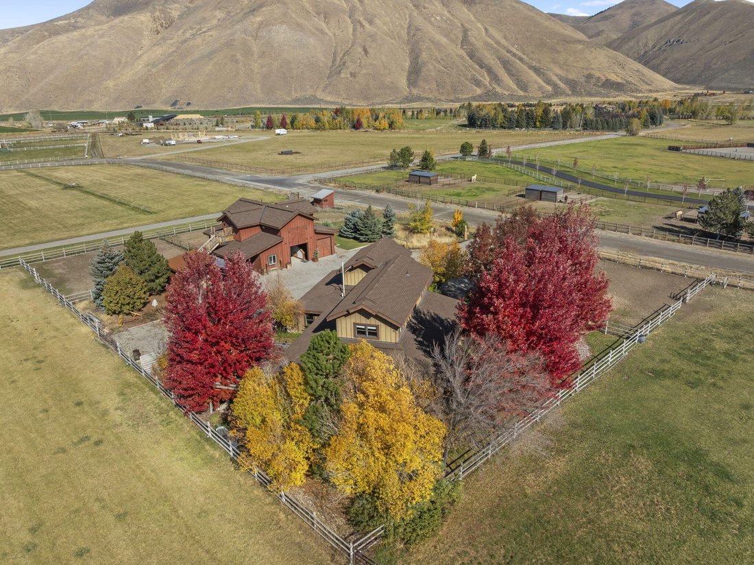 House in Bellevue, Idaho, United States 1 - 18304542