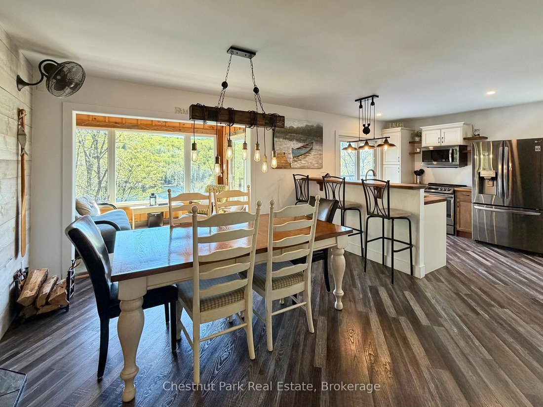 House in Haliburton, Ontario, Canada 5 - 17996337