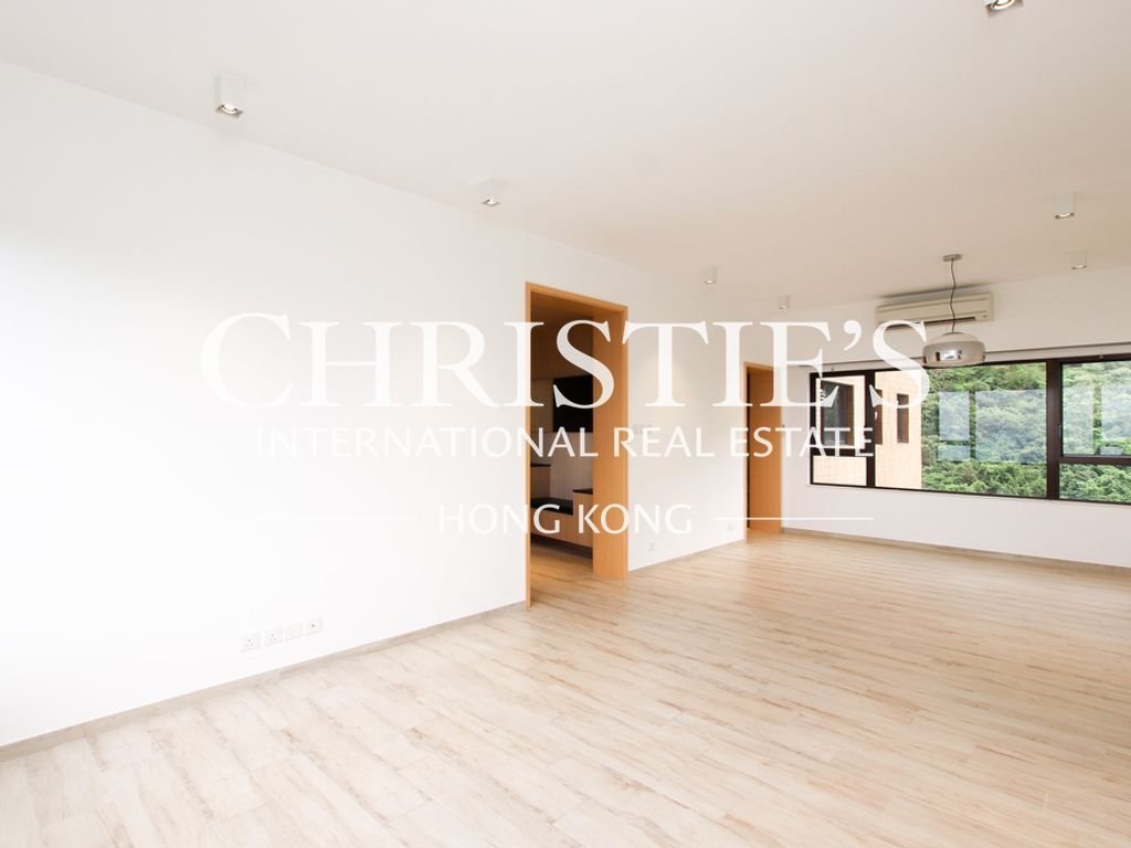 Apartment in Hong Kong, Hong Kong 3 - 18305071
