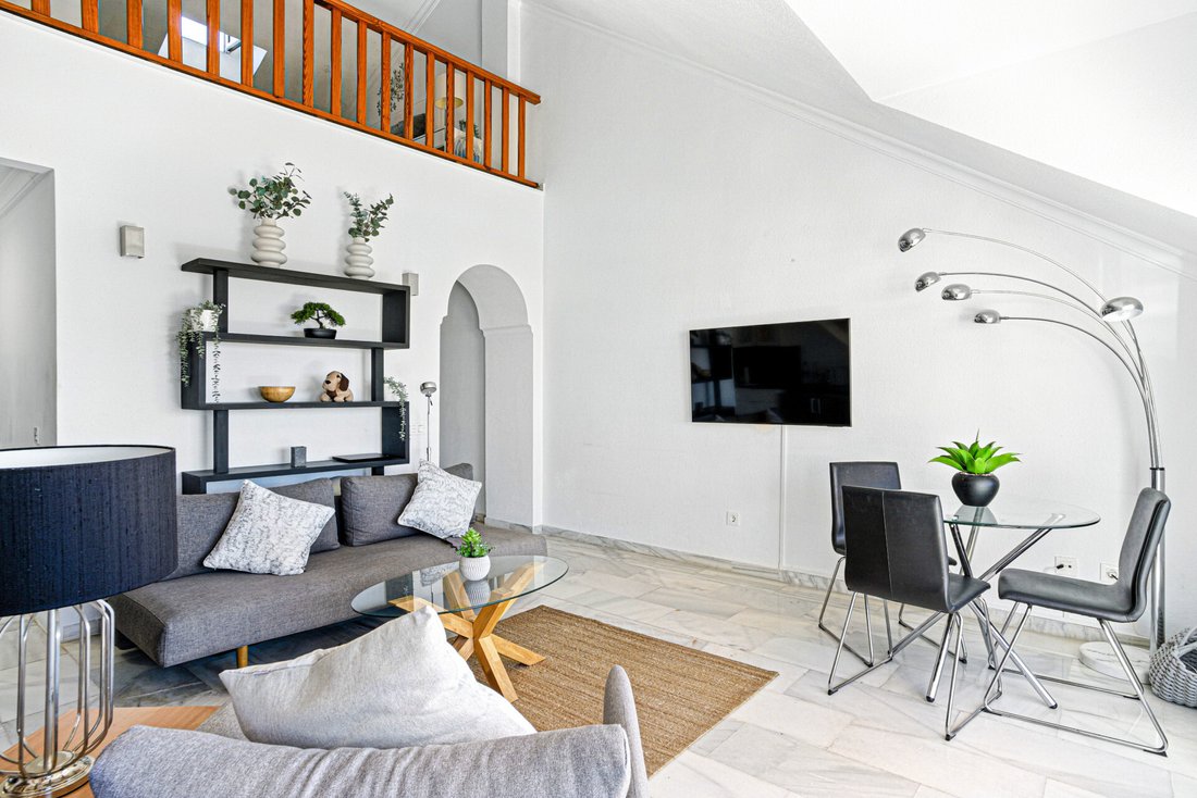 Penthouse in Marbella, Andalusia, Spain 3 - 18304317