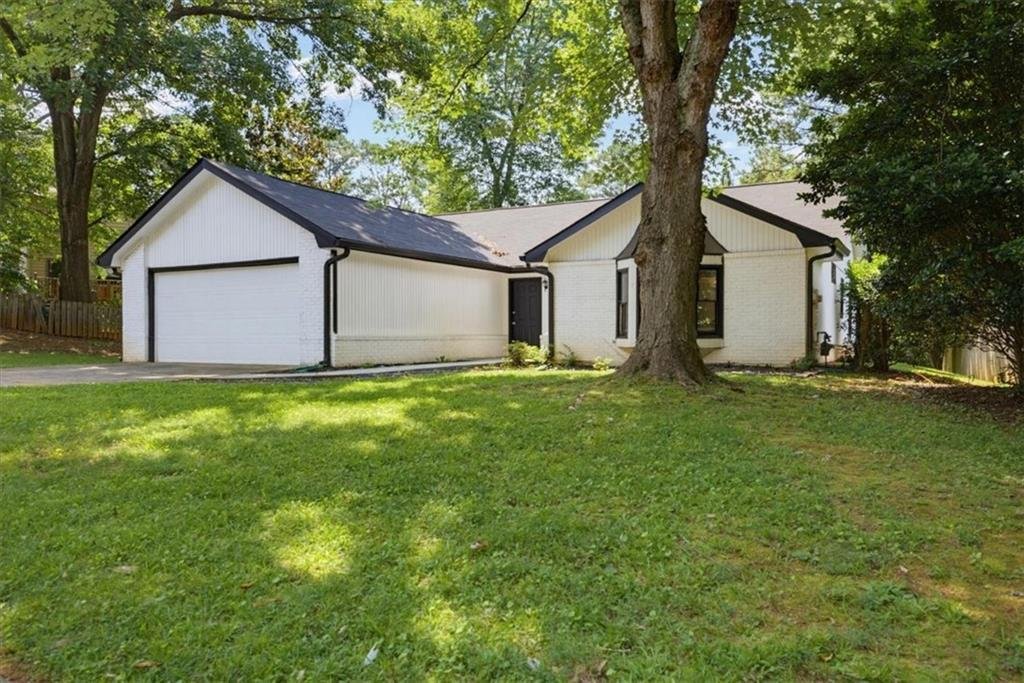 House in Roswell, Georgia, United States 2 - 18304023