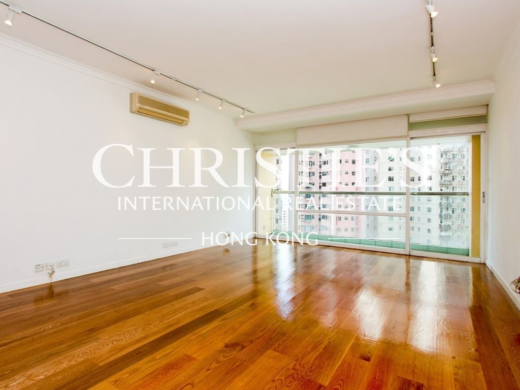 Apartment in Hong Kong, Hong Kong 3 - 18305079