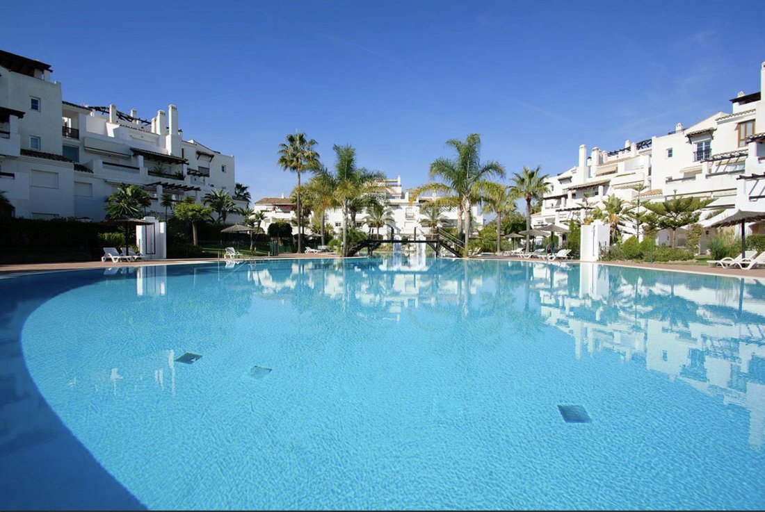 Apartamento en San Pedro Alcántara, Andalucía, España 5 - 18304316