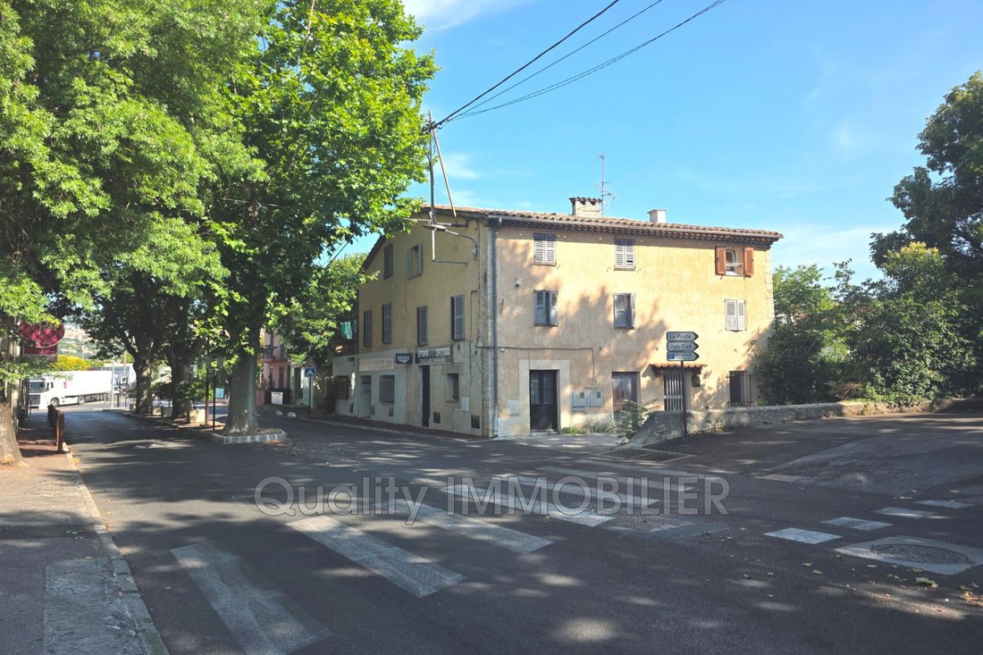 Villa in Grasse, Provence-Alpes-Côte d'Azur, France 1 - 18282046