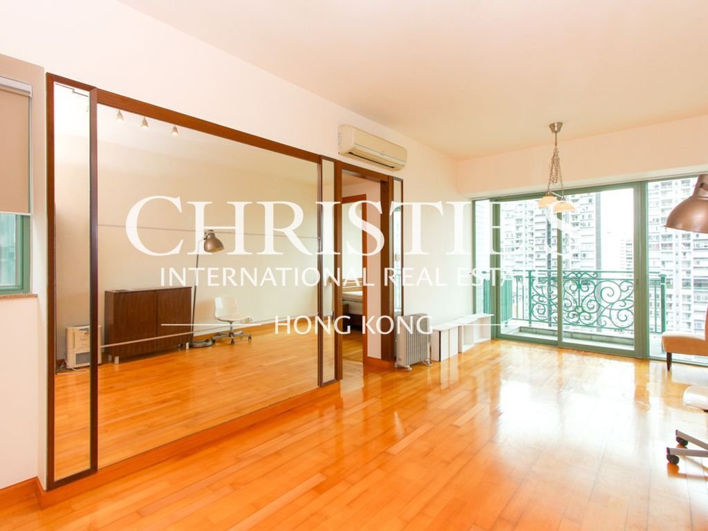 Apartment in Hong Kong, Hong Kong 3 - 18305074
