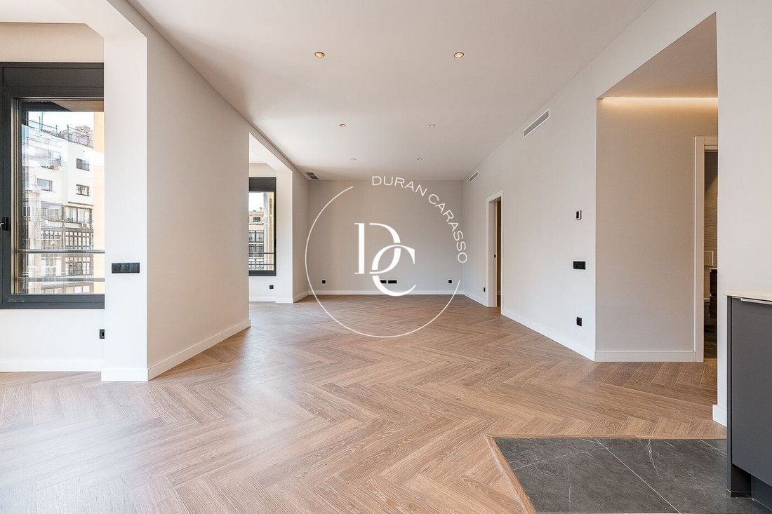 Apartment in Eixample, Barcelona, Spain 4 - 18304383