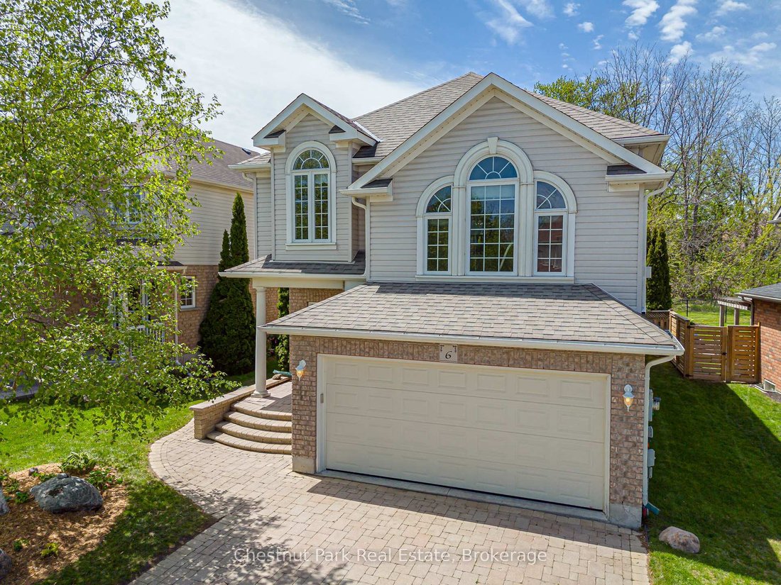 House in Collingwood, Ontario, Canada 1 - 18024044