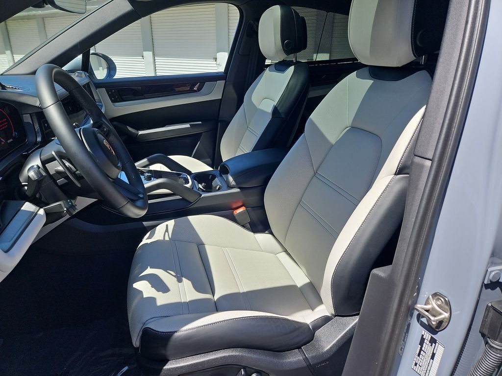 Suv in Stratham, NH, United States 5 - 17414082