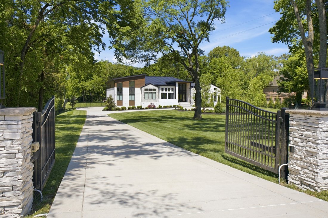House in Nashville, Tennessee, United States 3 - 18303963