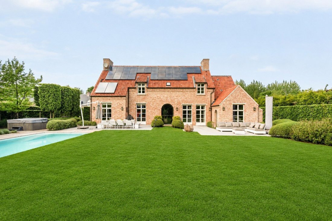 Villa in Oud-Turnhout, Flanders, Belgium 2 - 17691524