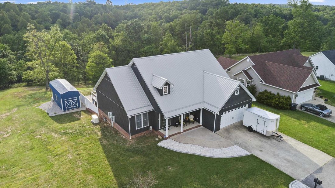 House in Catlettsburg, Kentucky, United States 2 - 18304303