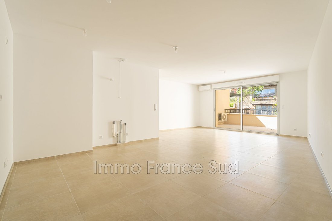 Apartment in La Garde-Freinet, Provence-Alpes-Côte d'Azur, France 2 - 18304226