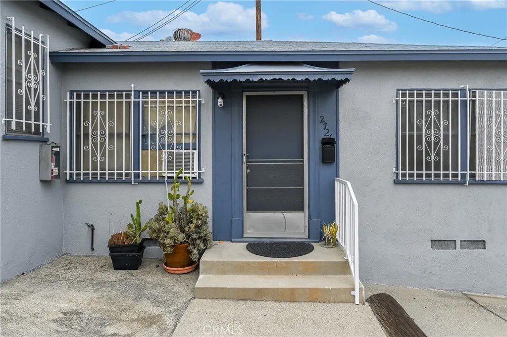 Alhambra, California, United States 5 - 18303904
