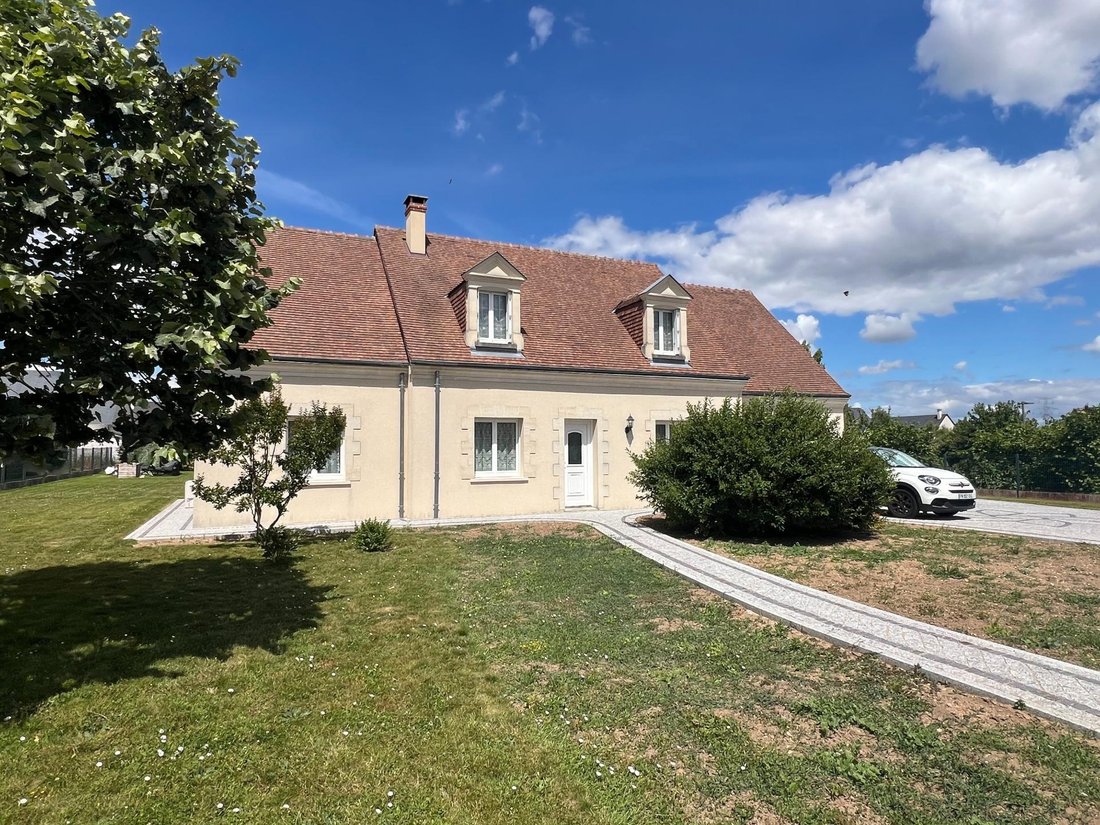 House in Larcay, Centre-Val de Loire, France 1 - 18305529