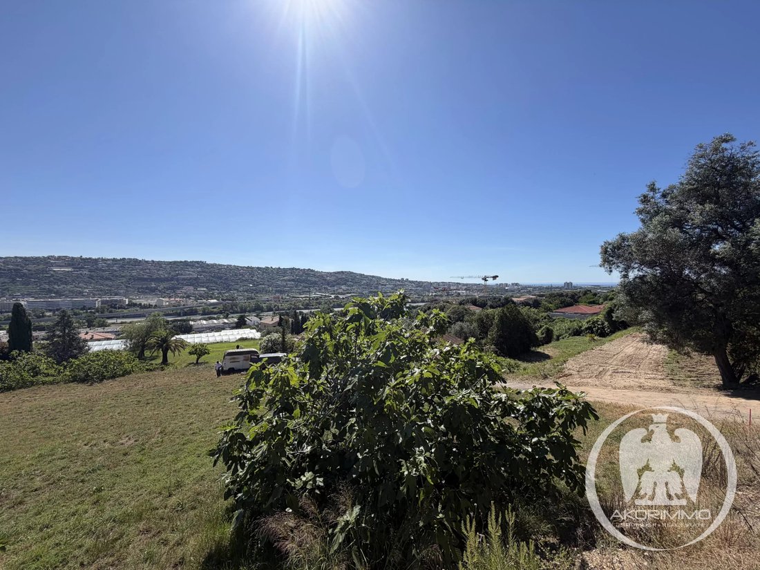 Land in Saint-Laurent-du-Var, Provence-Alpes-Côte d'Azur, France 5 - 18304237