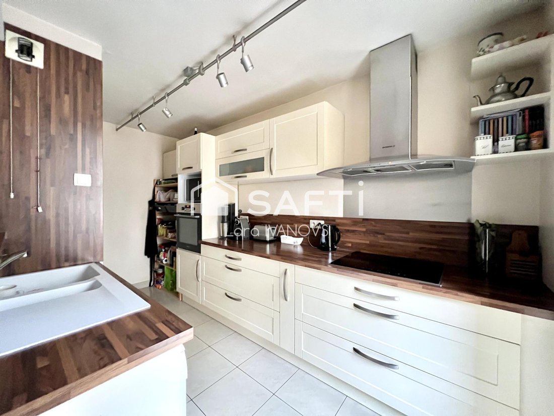 Apartment in Peri, Joinville-le-Pont, France 5 - 18305614