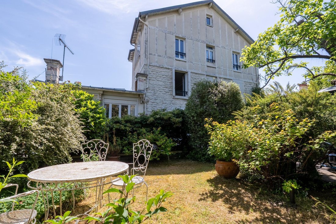 House in La Varenne, Saint-Maur-des-Fossés, France 3 - 18305569