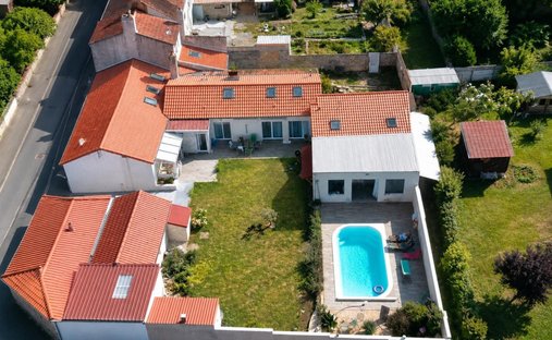 House in Villeneuve-en-Retz, Pays de la Loire, France 1