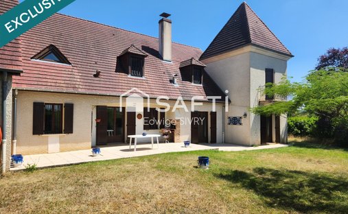 House in Vitteaux, Bourgogne – Franche-Comté, France 1