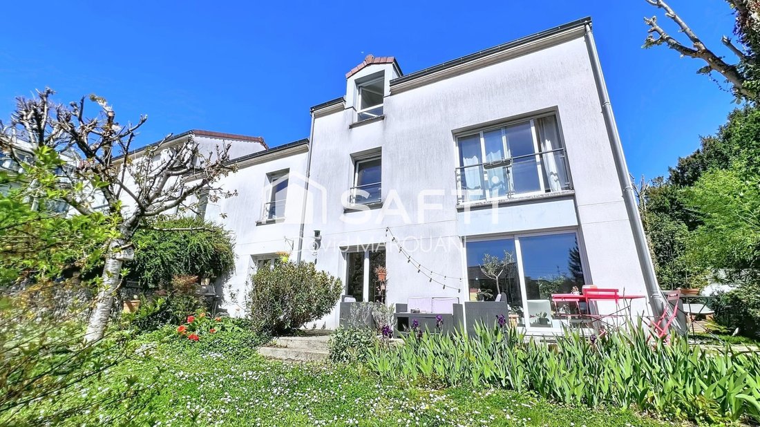 House in Centre Montmorency, Montmorency, France 1 - 17627048