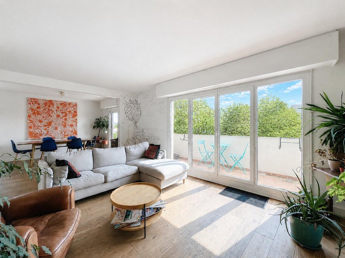 Apartment in Chatou, Ile-de-France, France 3 - 18305510
