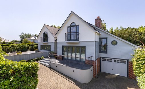 House in Saint Peter Port, Guernsey 1