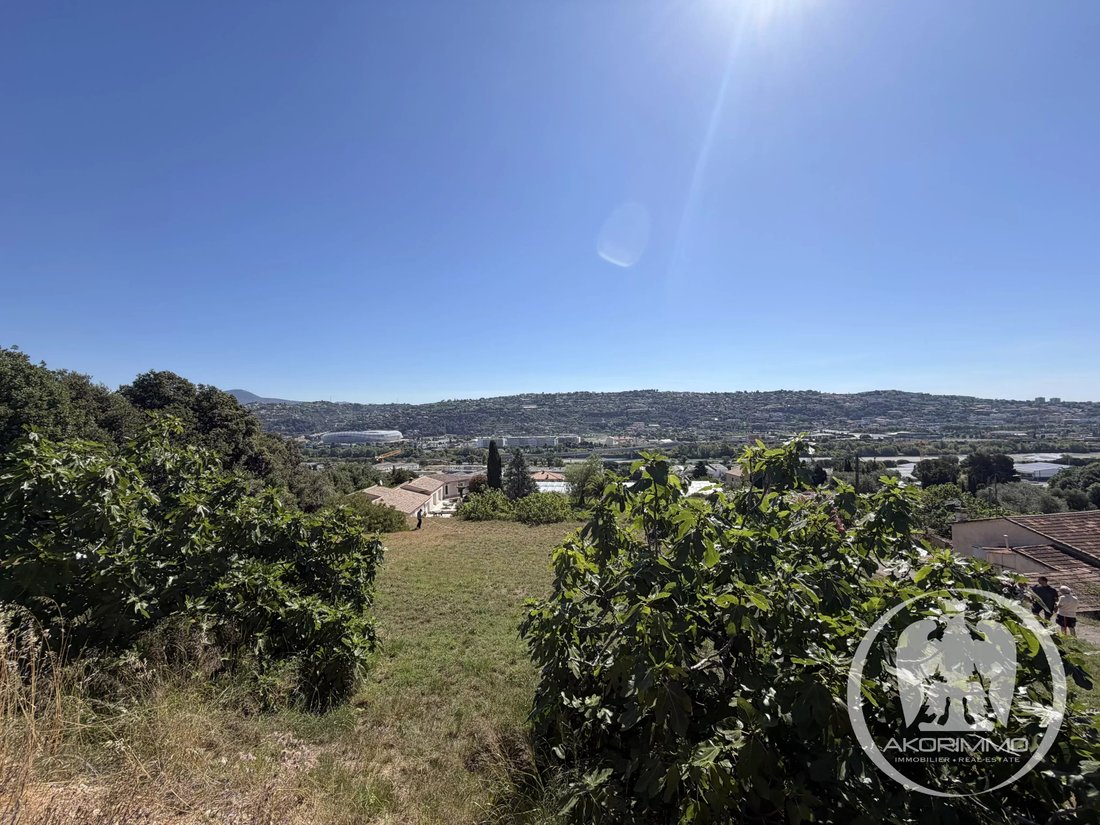 Land in Saint-Laurent-du-Var, Provence-Alpes-Côte d'Azur, France 4 - 18304237