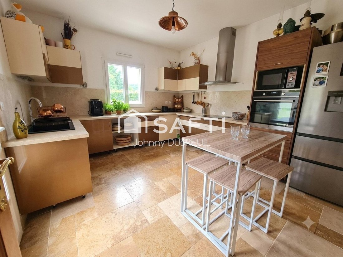 House in Besse-sur-Issole, Provence-Alpes-Côte d'Azur, France 3 - 18305515