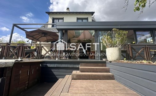 House in Basses Roches, Conflans-Sainte-Honorine, France 1