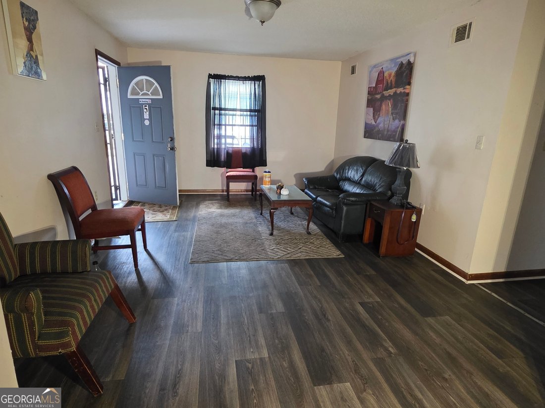 Fort Valley, Georgia, United States 5 - 18304069