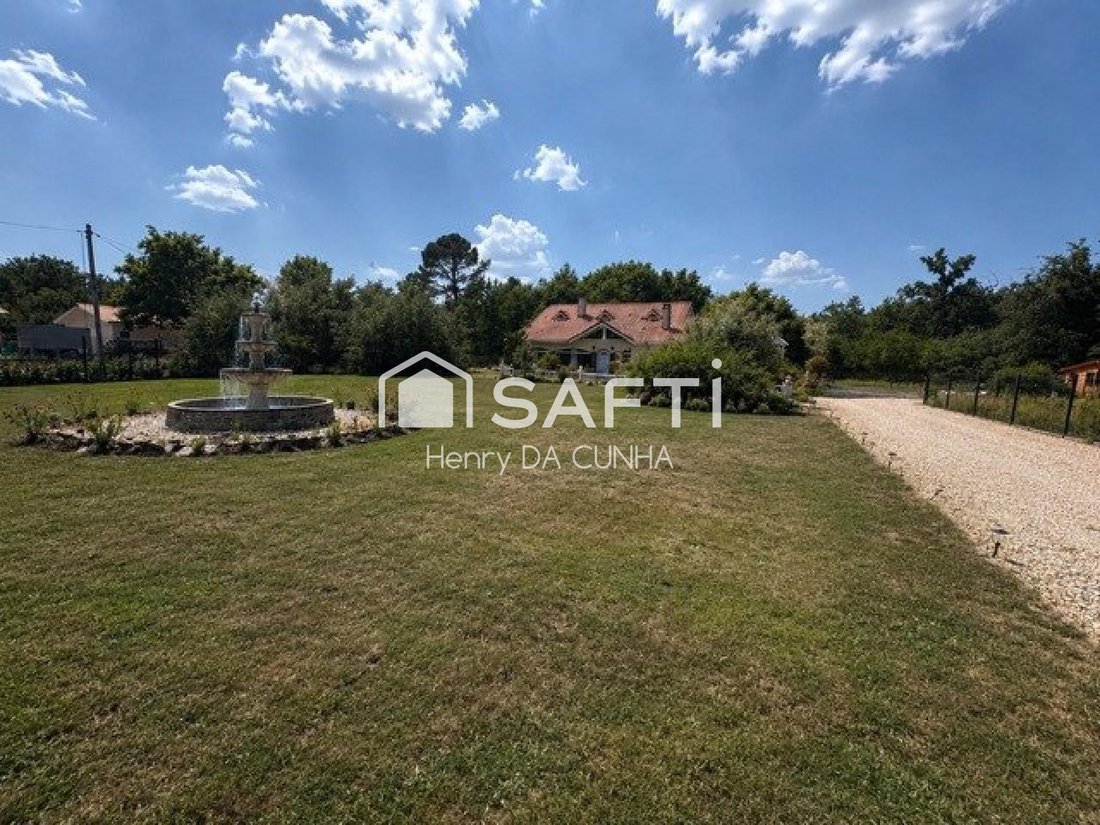 House in Parentis-en-Born, Nouvelle-Aquitaine, France 3 - 18305459