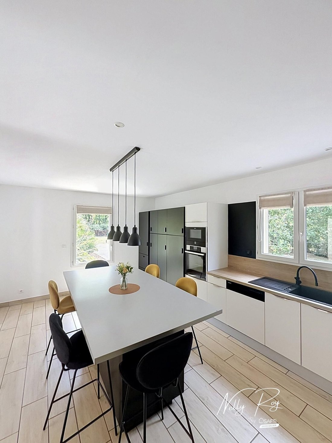 House in Saint-Sauveur, Nouvelle-Aquitaine, France 4 - 18305616