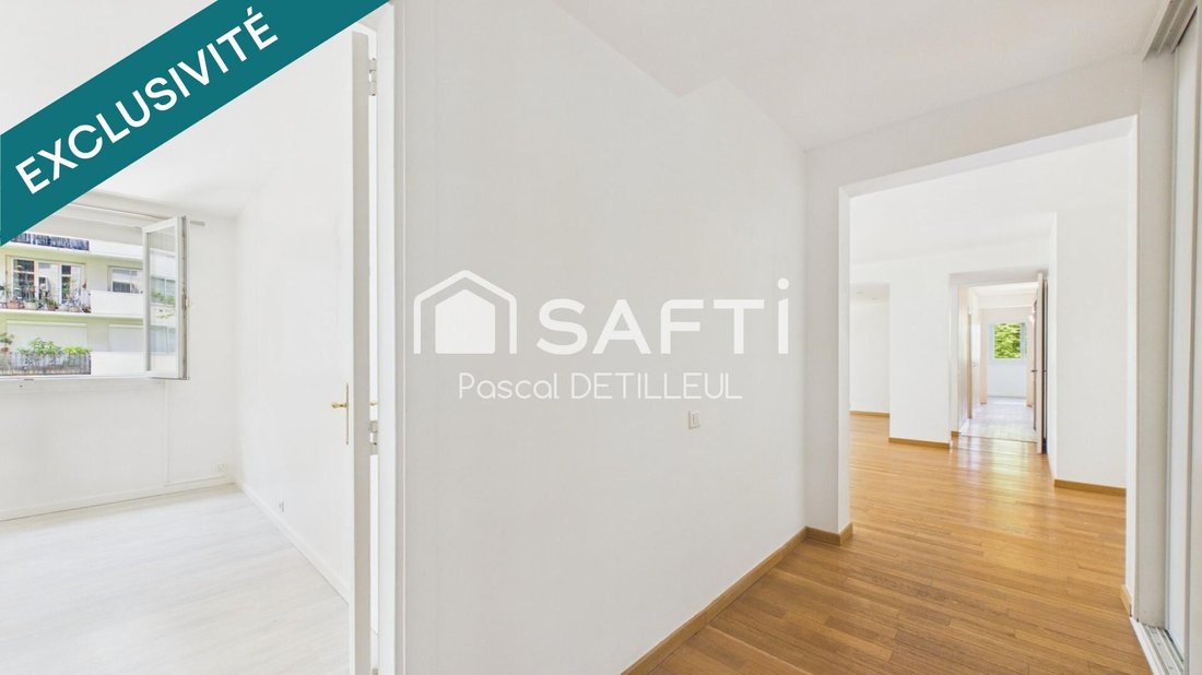 Apartment in Saint-Cloud, Ile-de-France, France 5 - 18305485