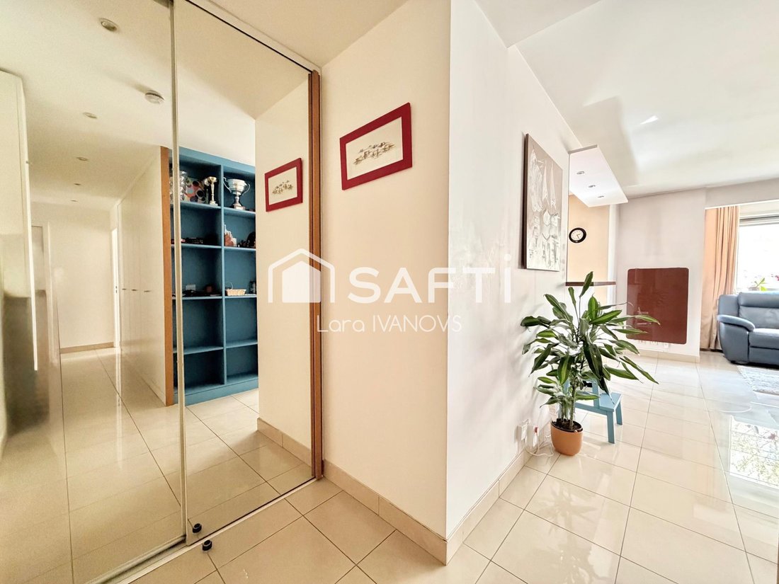 Apartment in Peri, Joinville-le-Pont, France 3 - 18305614