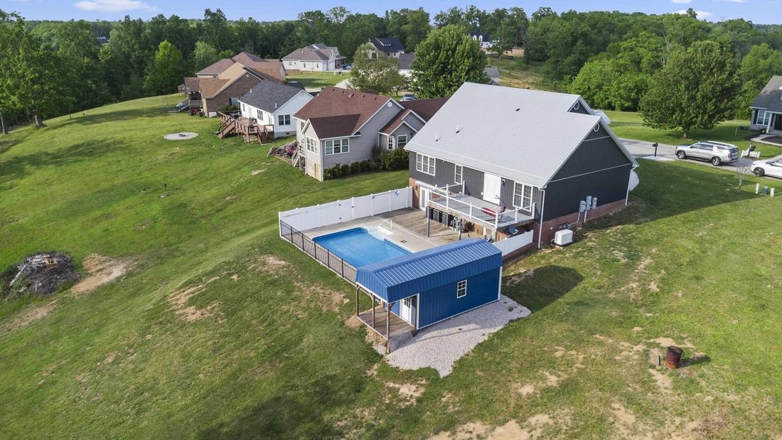 House in Catlettsburg, Kentucky, United States 4 - 18304303