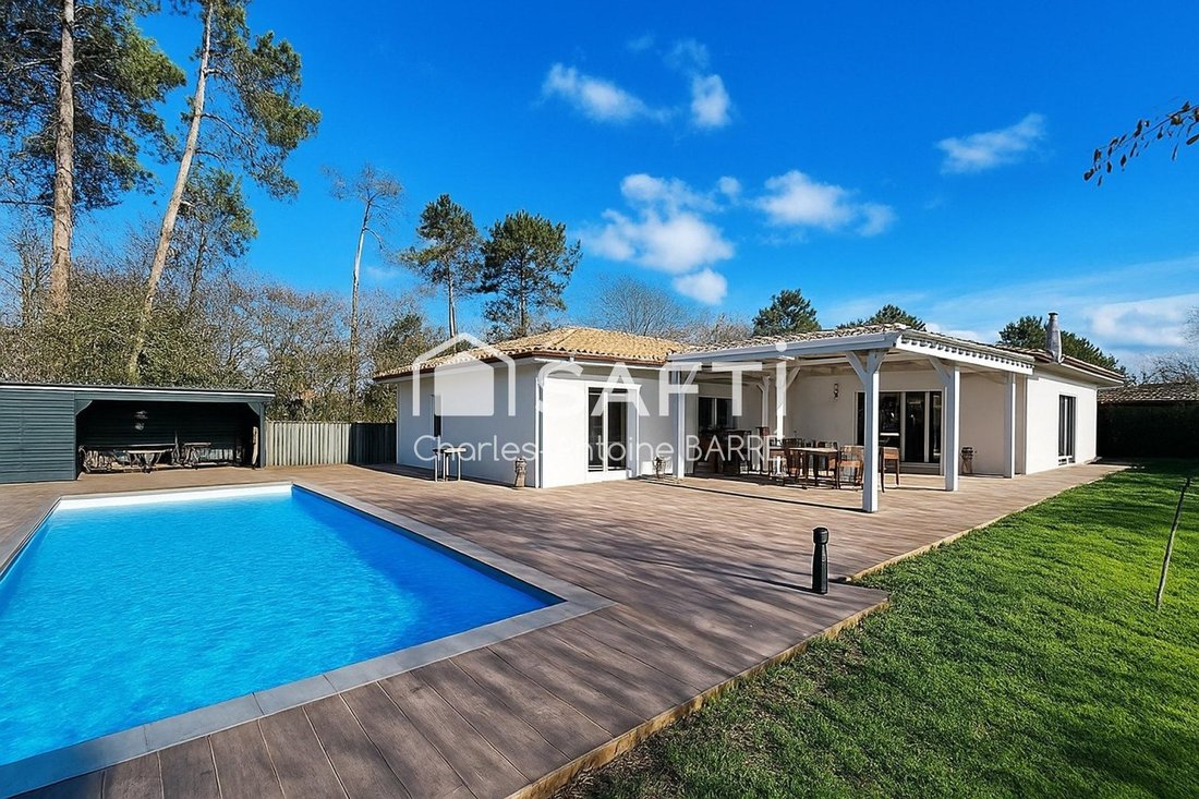 House in Ares, Nouvelle-Aquitaine, France 1 - 18305546