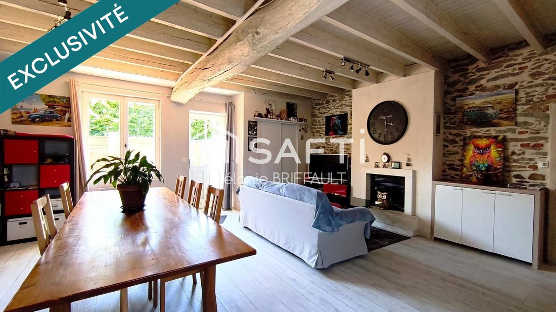 House in Saint-Mathurin, Pays de la Loire, France 4 - 18305472